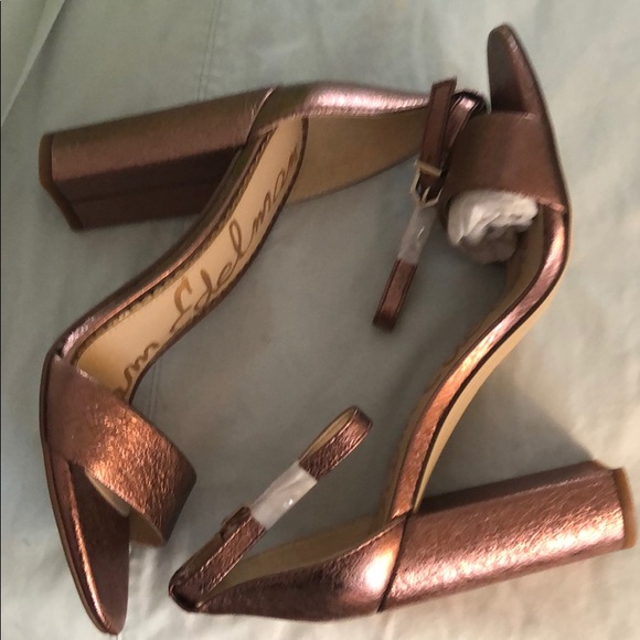 Sam Edelman Shoes - NWT Rose Gold/Pink Sam Edelman Sandals Sam Edelman Shoes - NWT Rose Gold/Pink Sam Edelman Sandals